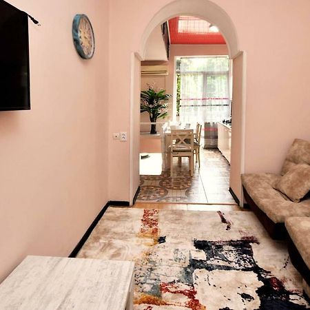 Апартаменты Dani Home Тбилиси Экстерьер фото